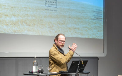 Photo of Rainer K. Schmidt at the LORENZ presentation at the BDAcalls ideas competition in Berlin